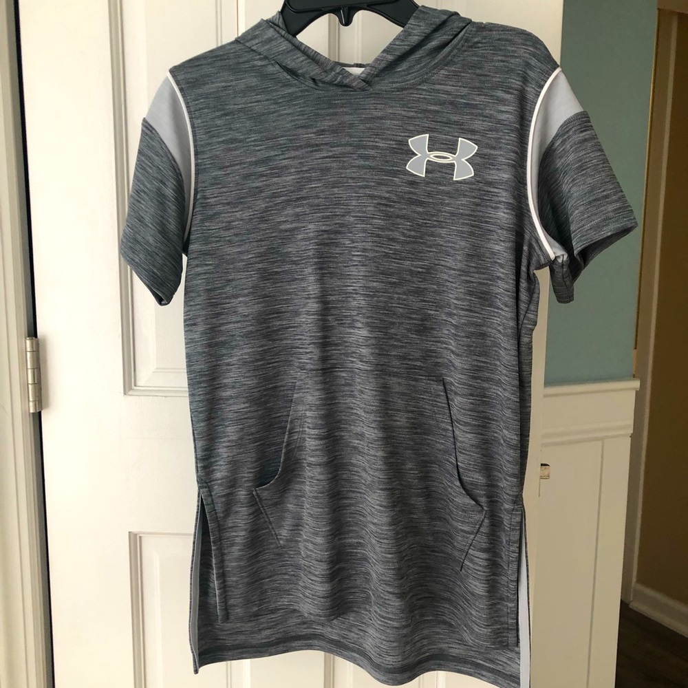 Under Armour Heatgear short sleeve hoodie